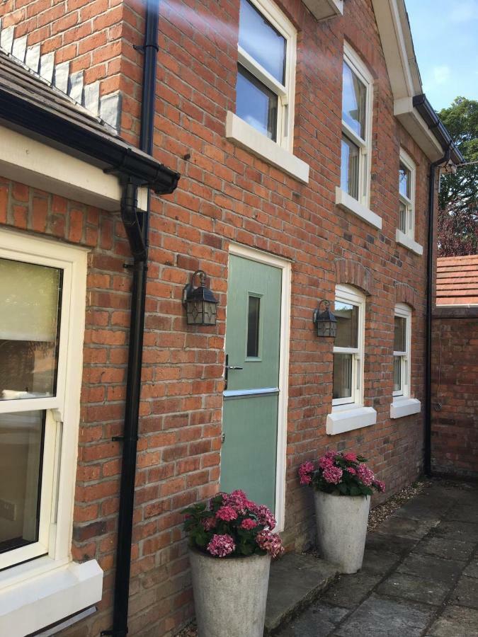 The Coach House Southport Exterior photo